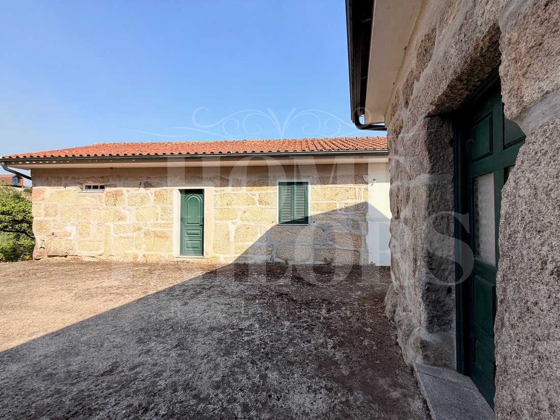 House in Vila Boa de Quires e Maureles, Porto District, Portugal 1 - 15931876