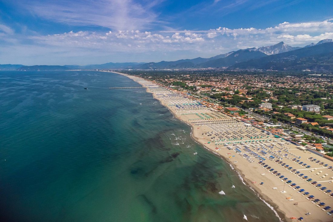 Villa in Roma Imperiale, Forte dei Marmi, Tuscany 5 - 16713623