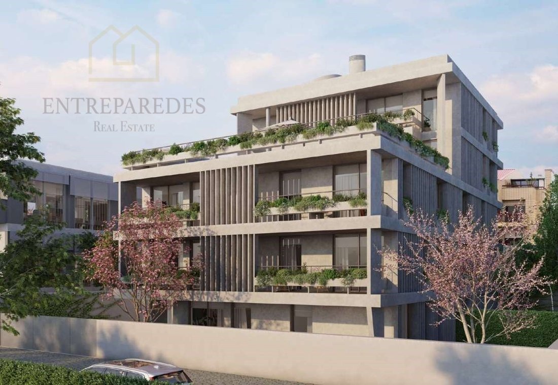Apartment in Lordelo do Ouro e Massarelos, Porto District, Portugal 1 - 15711315