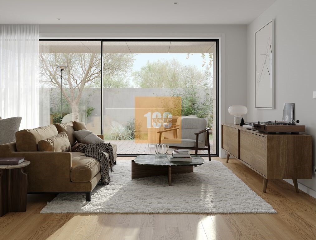 Apartment in Lordelo do Ouro e Massarelos, Porto District, Portugal 1 - 16600188