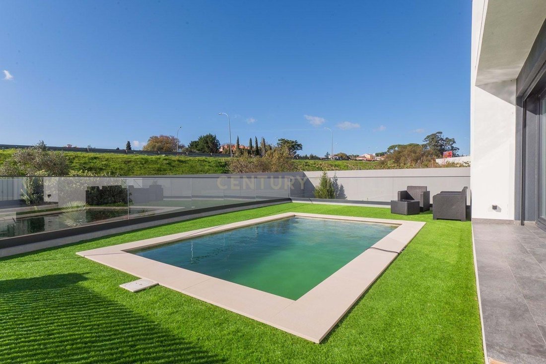 Villa in Rio de Mouro, Lisbon, Portugal 5 - 16711644