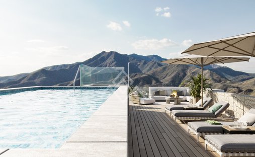 Penthouse in Elviria-Cabopino, Marbella, Spain 1