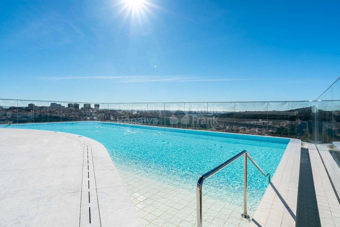 Apartment in Campolide, Lisbon, Portugal 1 - 15015623