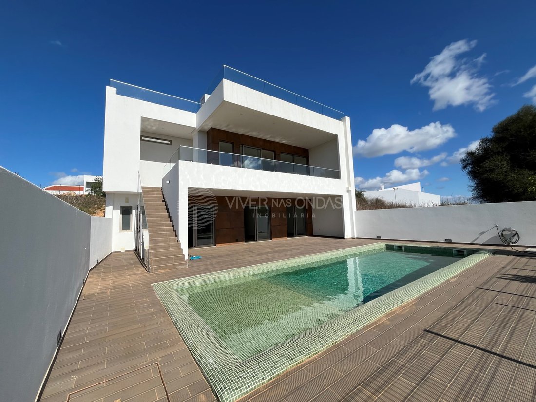 House in Mexilhoeira Grande, Algarve, Portugal 1 - 14220780