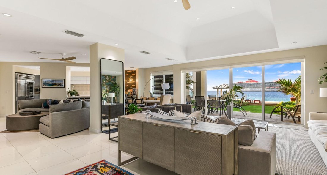Apartment in George Town, George Town, Cayman Islands 4 - 16704101