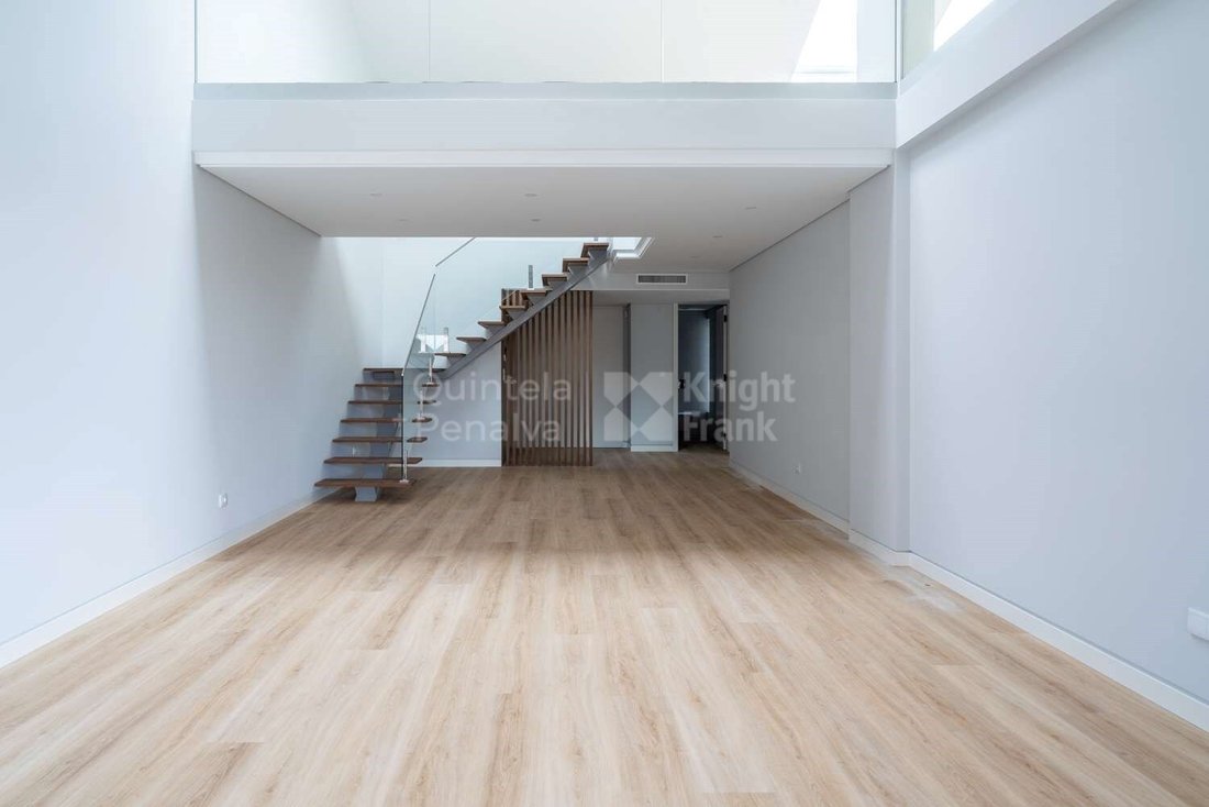Apartment in Carcavelos e Parede, Lisbon, Portugal 3 - 15015687
