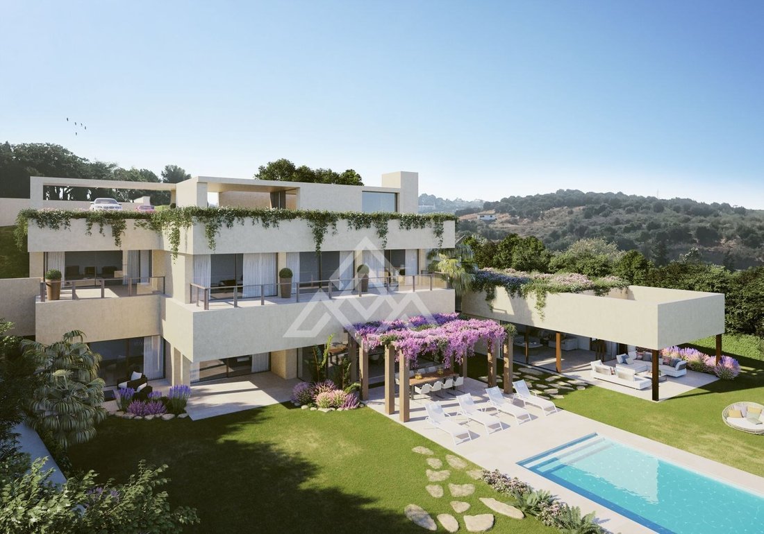 House in Benahavis, Andalusia, Spain 2 - 15491693