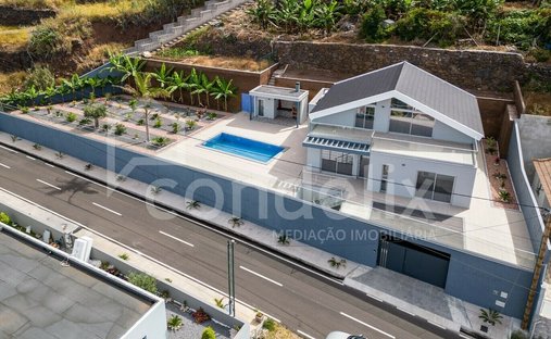 House in Paul do Mar, Madeira, Portugal 1