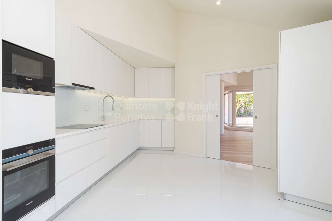 Apartment in Aldoar, Foz do Douro e Nevogilde, Porto District, Portugal 4 - 15425615