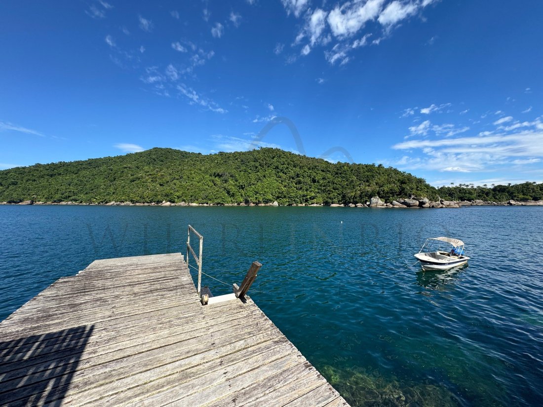 Private Island in Paraty, Paraty, Brazil 2 - 15279527