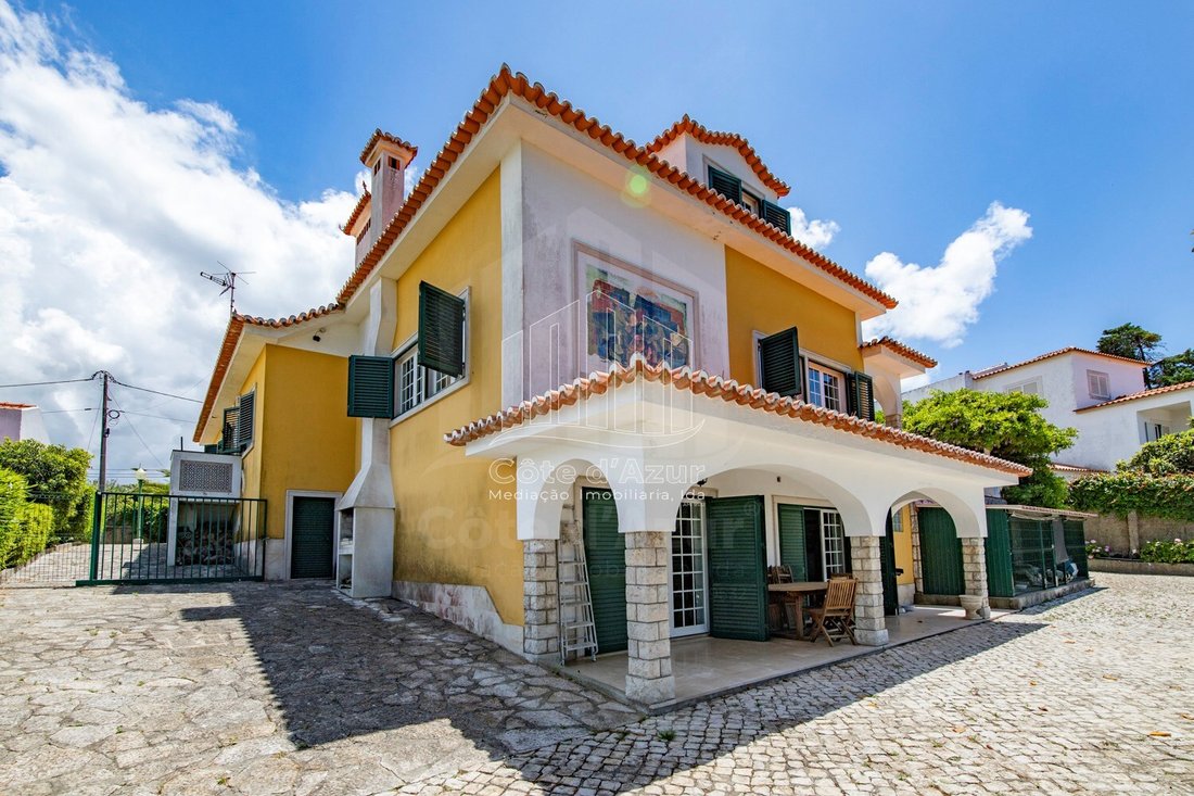 House in Sesimbra (Castelo), Setubal, Portugal 1 - 14557336