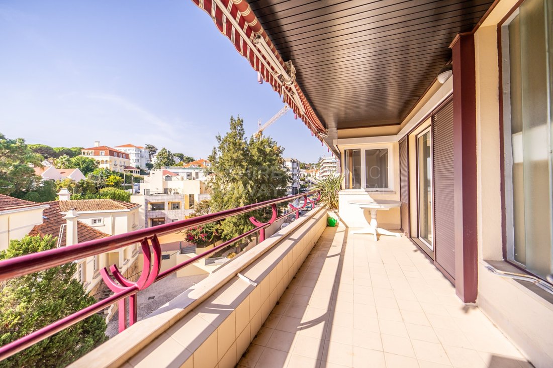 Apartment in Estoril, Cascais e Estoril, Lisbon 1 - 13695048