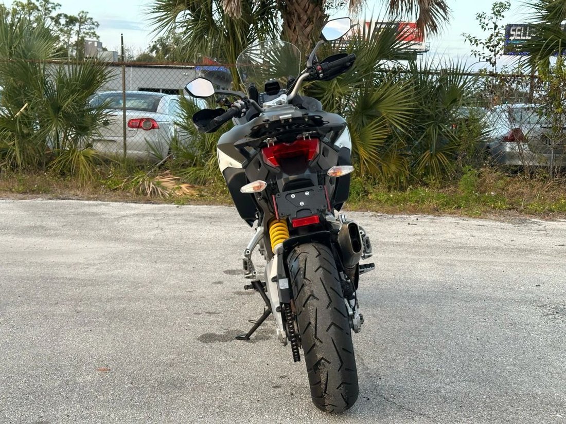 Orlando, FL, United States 4 - 16714906