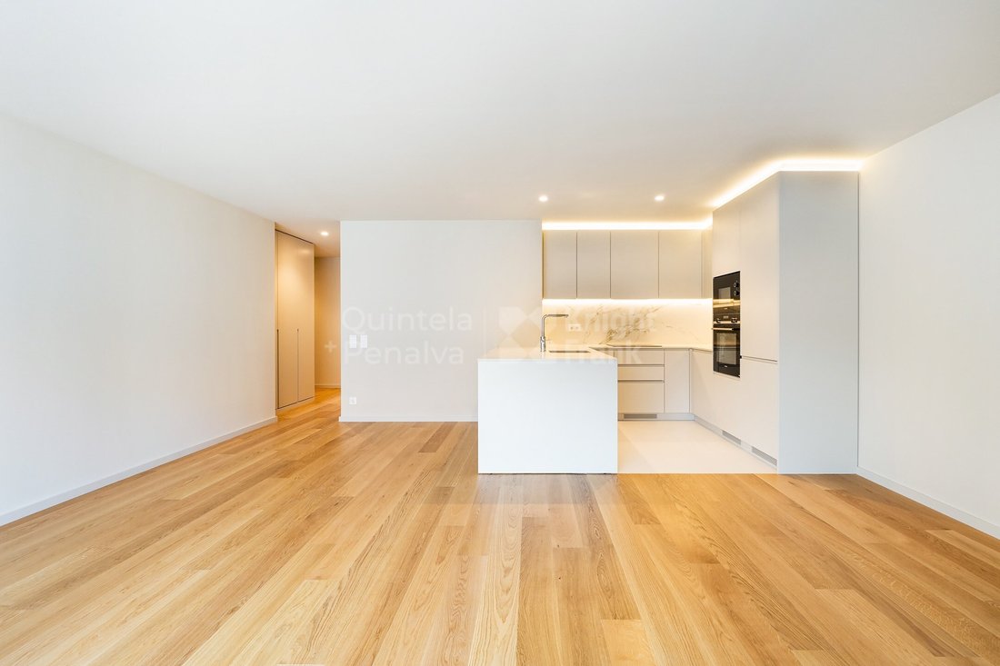 Apartment in Santa Marinha e Sao Pedro da Afurada, Porto District, Portugal 1 - 16022001