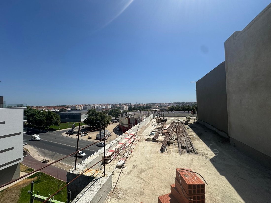 Apartment in Montijo e Afonsoeiro, Setubal, Portugal 4 - 16598326