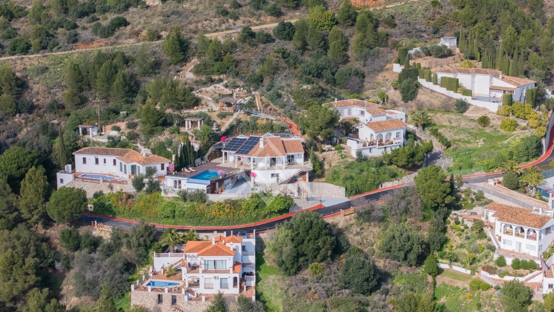 Villa in Valtocado, Mijas, Andalusia 1 - 15491245