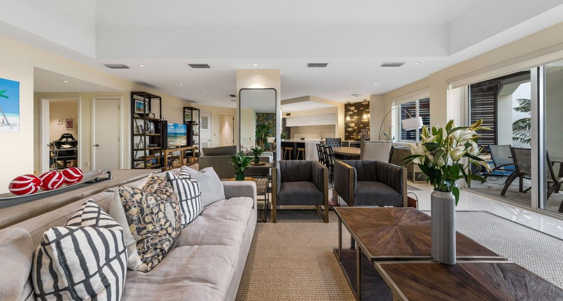Apartment in George Town, George Town, Cayman Islands 5 - 16704101