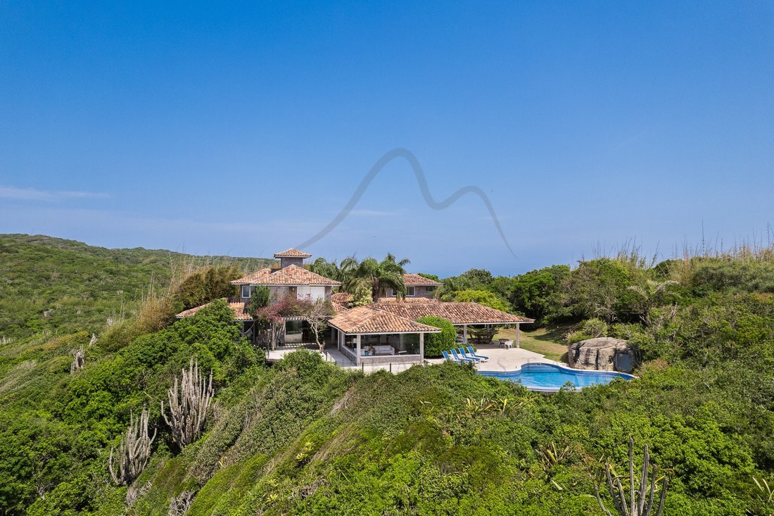 House in Ponta de Manguinhos, State of Rio de Janeiro, Brazil 1 - 12976277