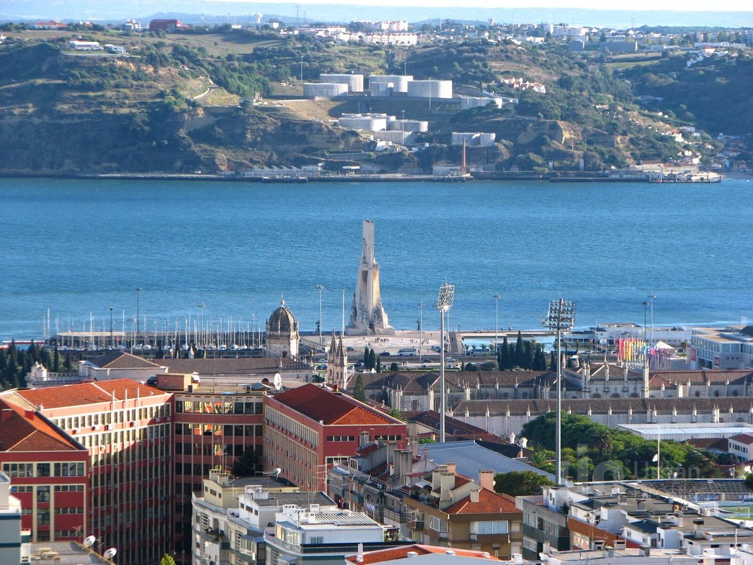 Apartment in Avenidas Novas, Lisbon, Portugal 3 - 12904975