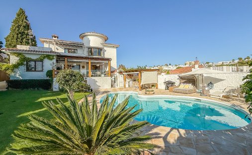 Villa in Marbella, Andalusia, Spain 1