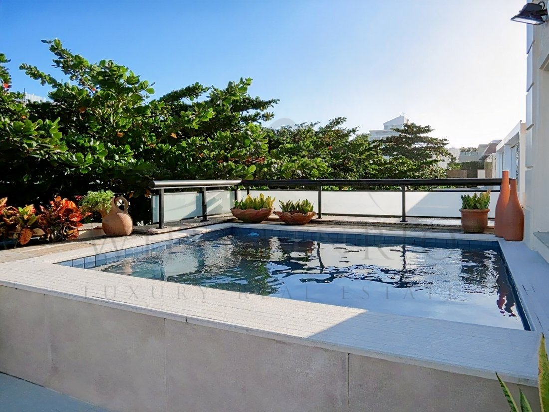 Apartment in Rio de Janeiro, State of Rio de Janeiro, Brazil 1 - 11776360