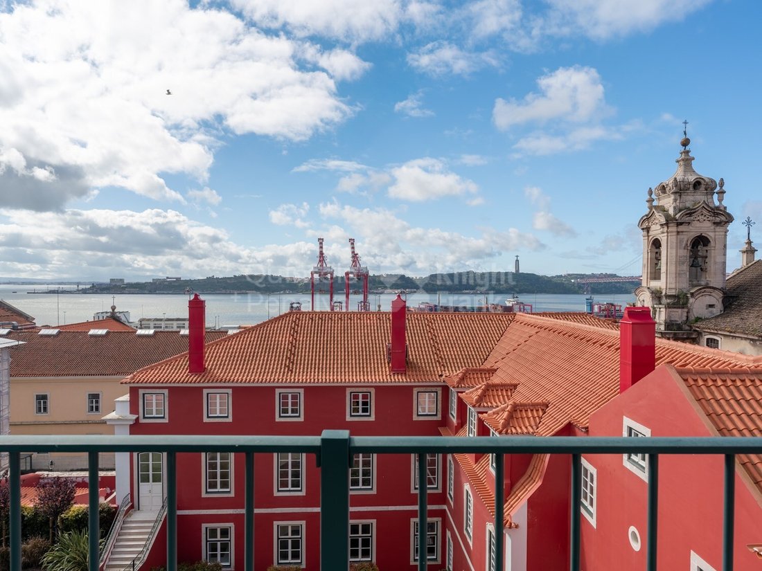 House in Misericordia, Lisbon, Portugal 1 - 15447745