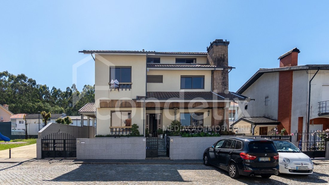 House in Vilar de Pinheiro, Porto District, Portugal 3 - 15658266