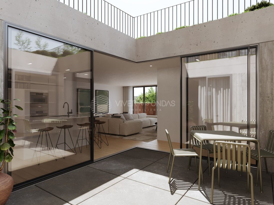 Apartment in Paranhos, Porto District, Portugal 1 - 16358494