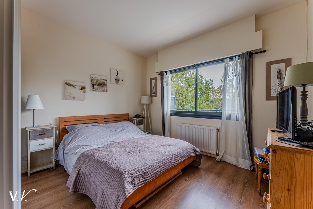 Estate in Aiguillon, Arcachon, France 5 - 16562810