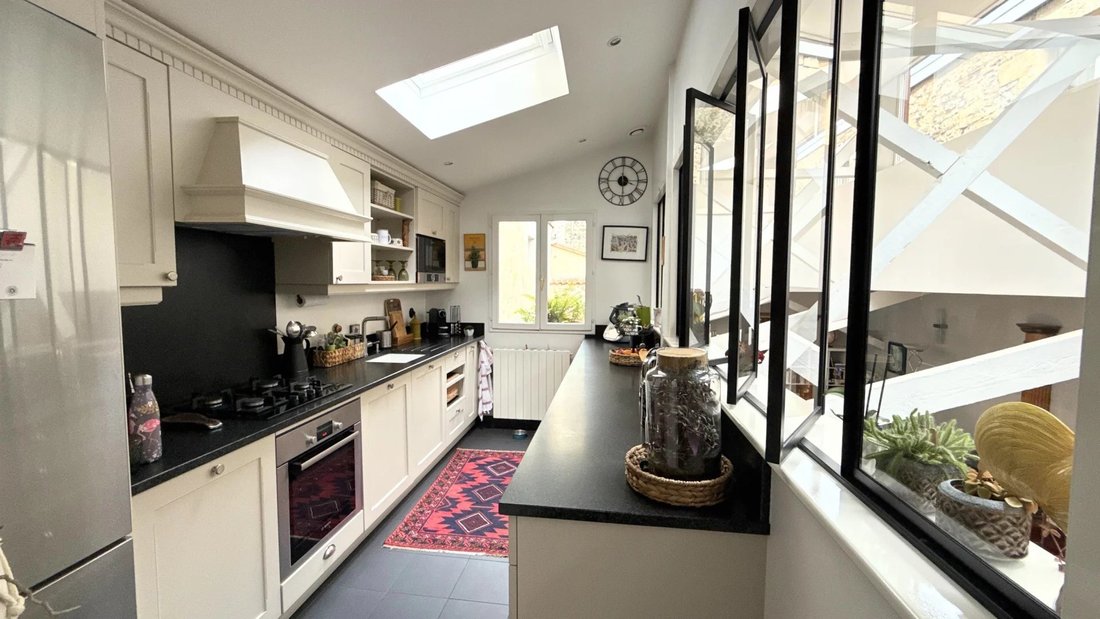 House in Grand Parc-Chartrons-Paul Doumer, Bordeaux, France 5 - 16710997