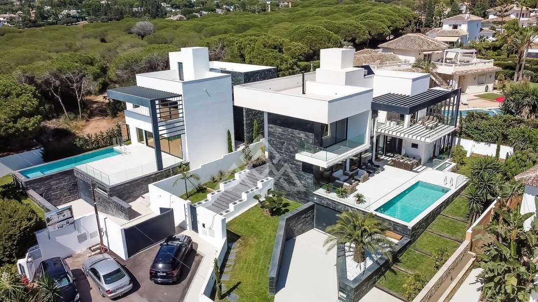 House in Elviria-Cabopino, Marbella, Spain 3 - 15491361