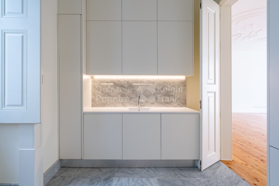 Apartment in Estrela, Lisbon, Portugal 5 - 16015218