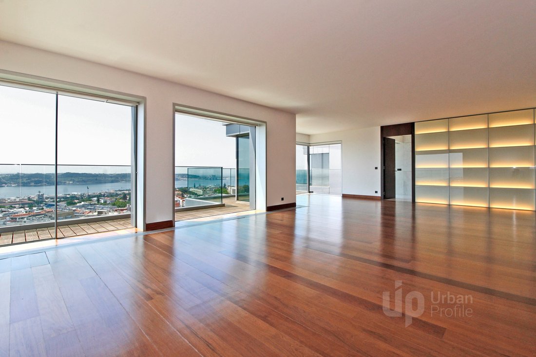 Apartment in Avenidas Novas, Lisbon, Portugal 5 - 12967797