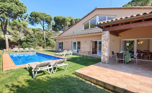 Chalet in Begur, Catalonia, Spain 1