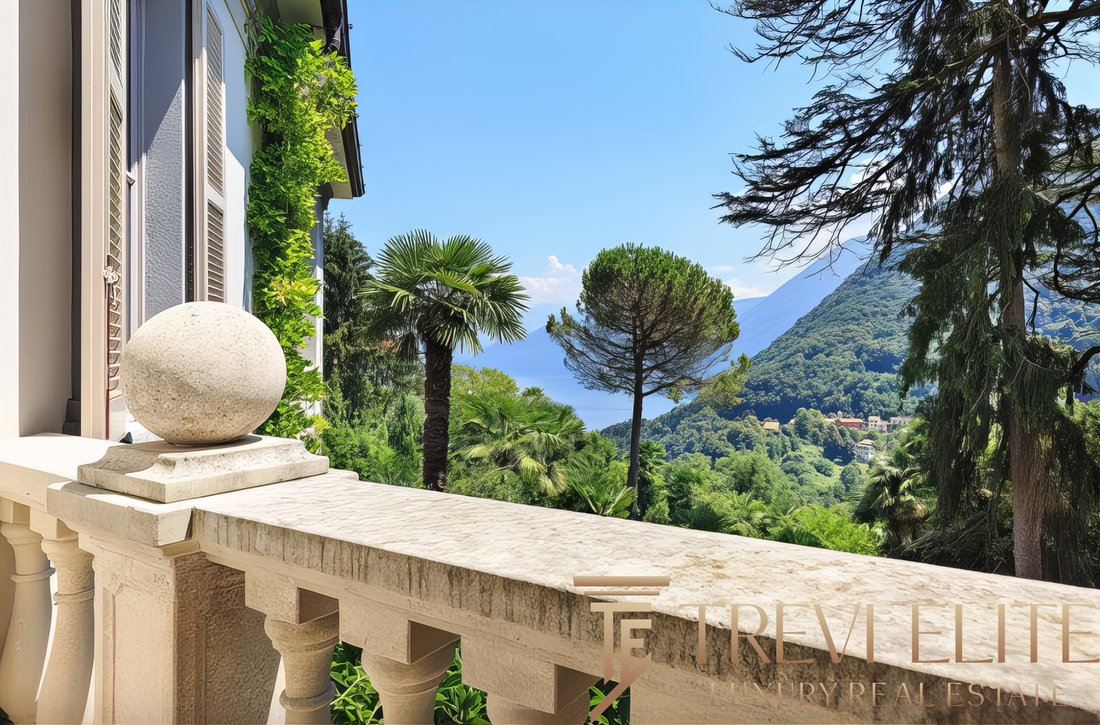 Villa in Argegno, Lombardy, Italy 1 - 13552196