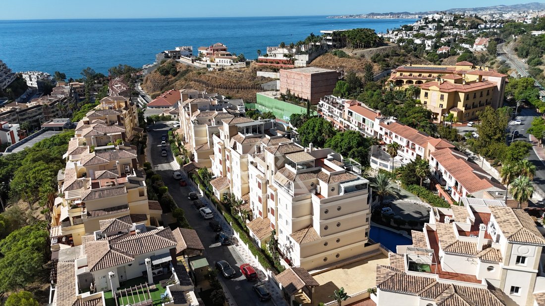 Apartment in Benalmadena, Andalusia, Spain 2 - 16106879