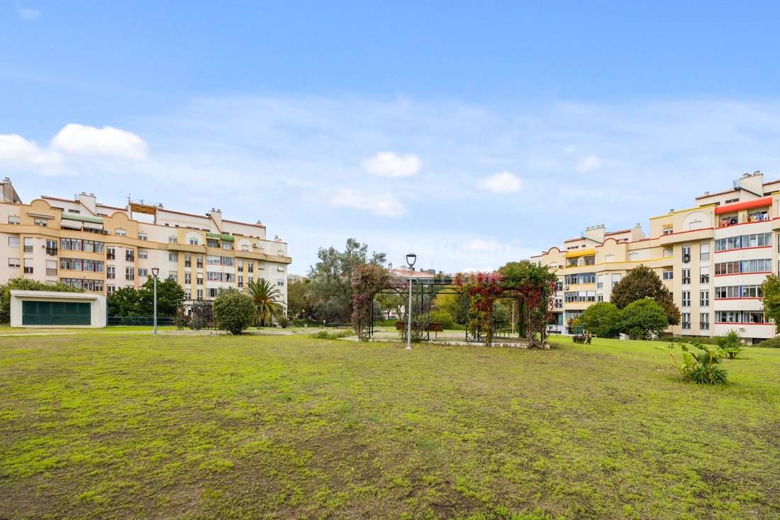 Apartment in Santa Clara, Lisbon, Portugal 3 - 16598604