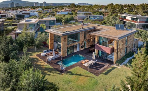 House in Carvalhal, Setubal, Portugal 1