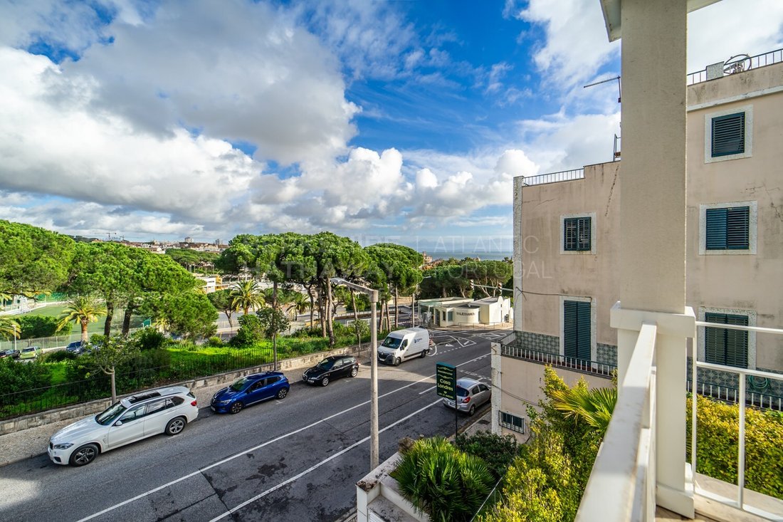 Apartment in Estoril, Cascais e Estoril, Lisbon 3 - 13764427