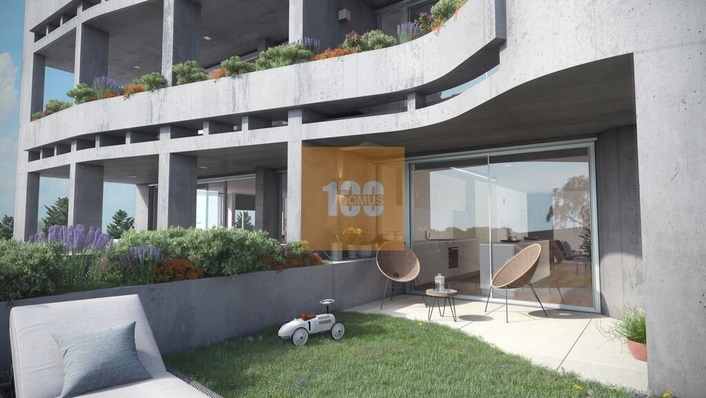 Apartment in Lordelo do Ouro e Massarelos, Porto District, Portugal 1 - 16600533