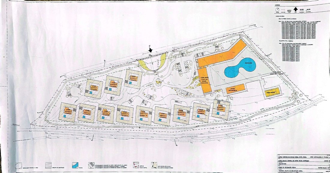 Land in Estremoz (Santa Maria e Santo Andre), Évora District, Portugal 1 - 14968720