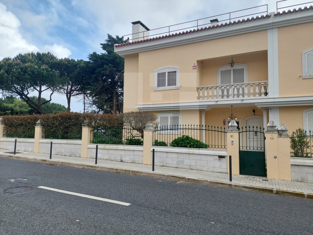 House in Alfragide, Lisbon, Portugal 1 - 15688061