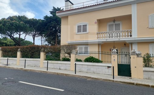 House in Alfragide, Lisbon, Portugal 1