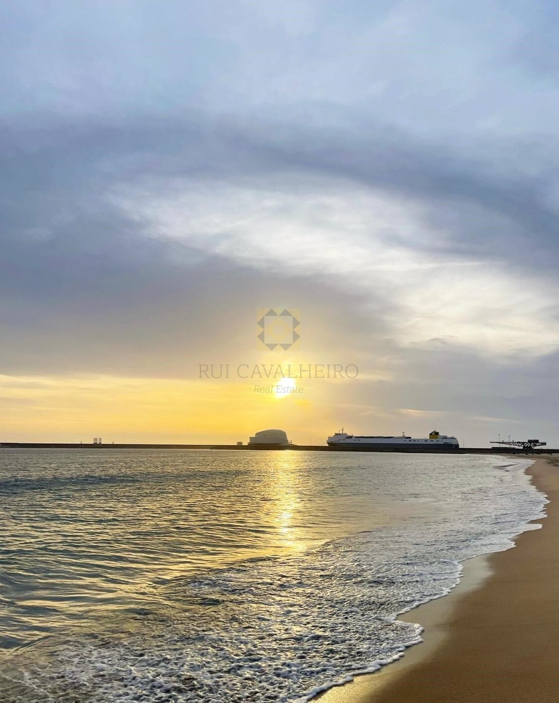 Apartment in Matosinhos e Leca da Palmeira, Porto District, Portugal 4 - 16599772