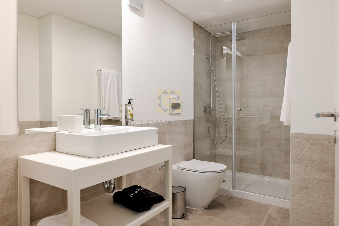 Apartment in Santa Marinha e Sao Pedro da Afurada, Porto District, Portugal 5 - 14780176