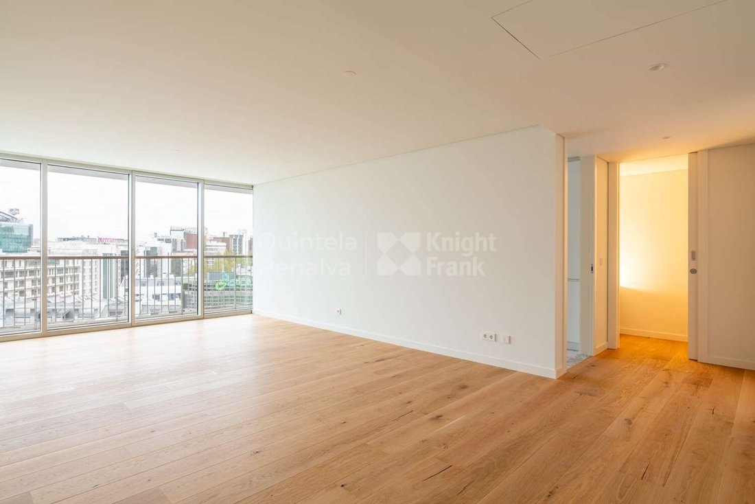 Apartment in Campolide, Lisbon, Portugal 2 - 15015758