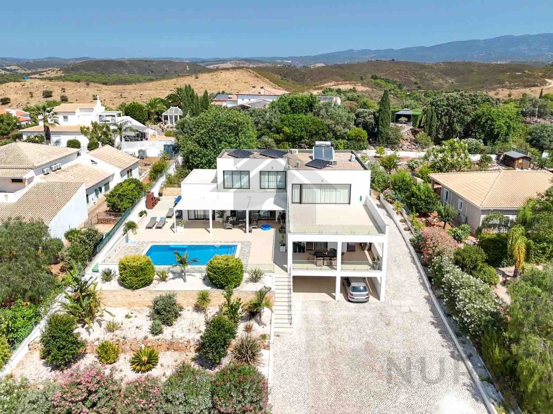 House in Mexilhoeira Grande, Algarve, Portugal 4 - 16039402