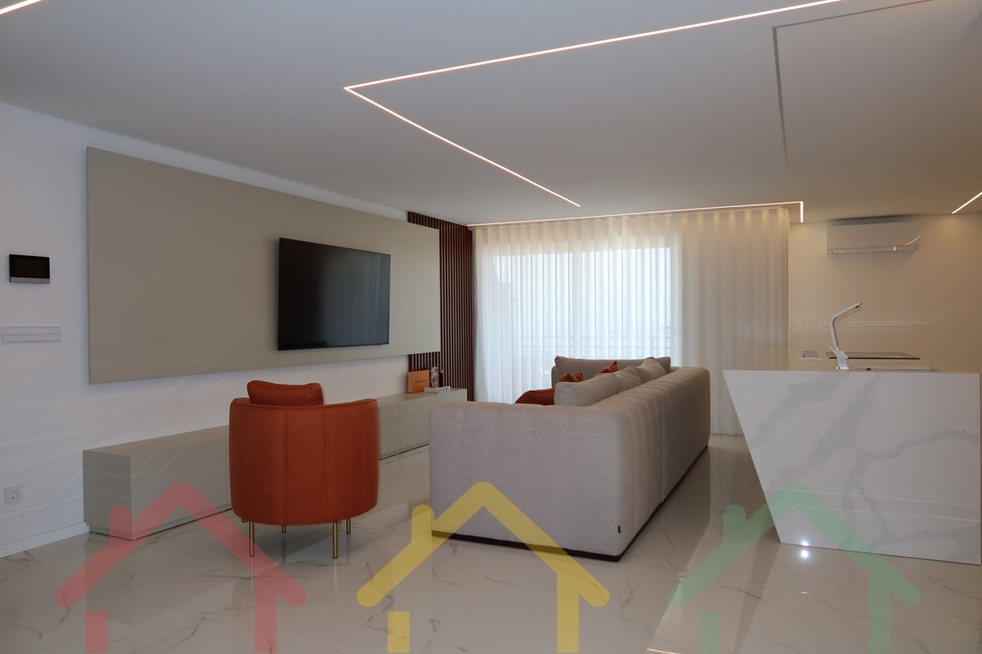 Apartment in Matosinhos e Leca da Palmeira, Porto District, Portugal 1 - 12766434