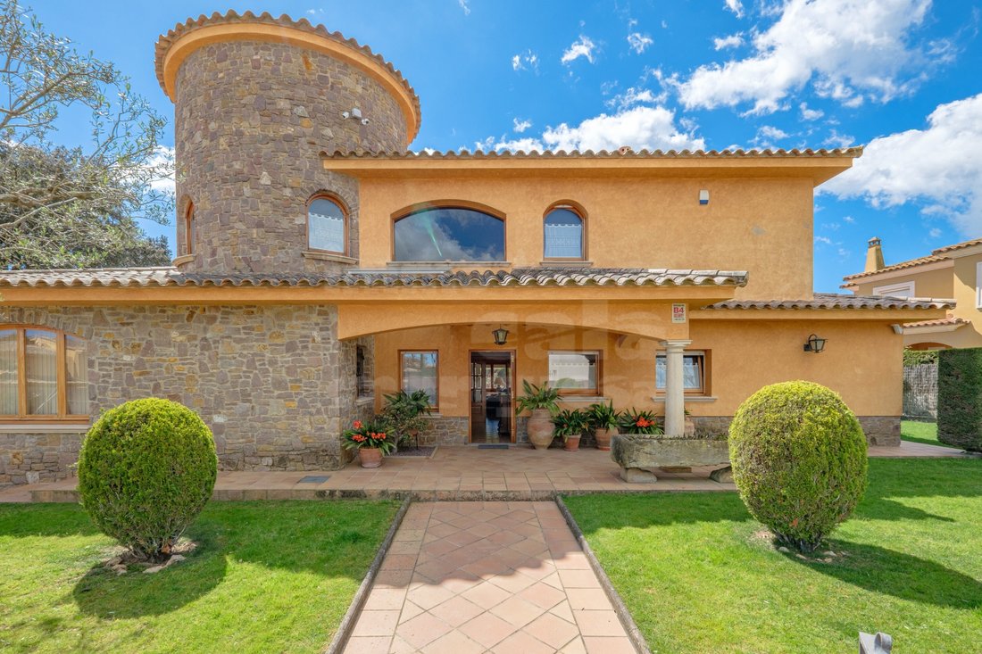 House in Mont-ras, Catalonia, Spain 3 - 15545899