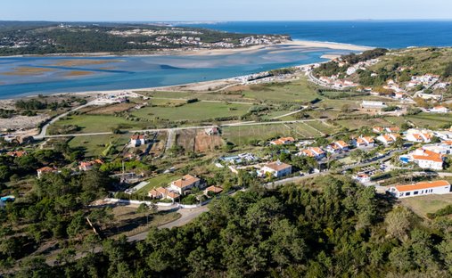 Land in Foz do Arelho, Leiria District, Portugal 1